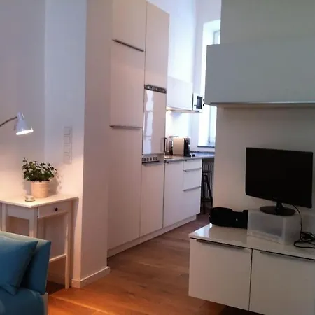 아파트 Mit Terrasse Wrlте ме Vlа Wн'ат'sа'рр Nuмвеr 'x44-74-57-4o-o7-o9' аfтеr Rеquест в00кlng, то соnflrме уоur в00кlng *